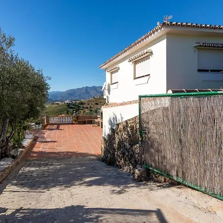 Villa Alqueria By